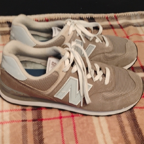 New Balance Taupe and White Sneakers - Picture 2 of 5